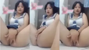 Caca Cosplay Pakai Seragam S3k0lah Jepang